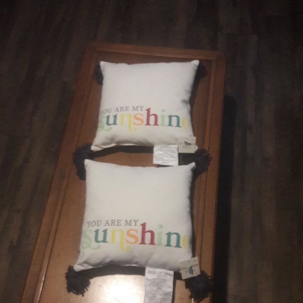 decorative pillows